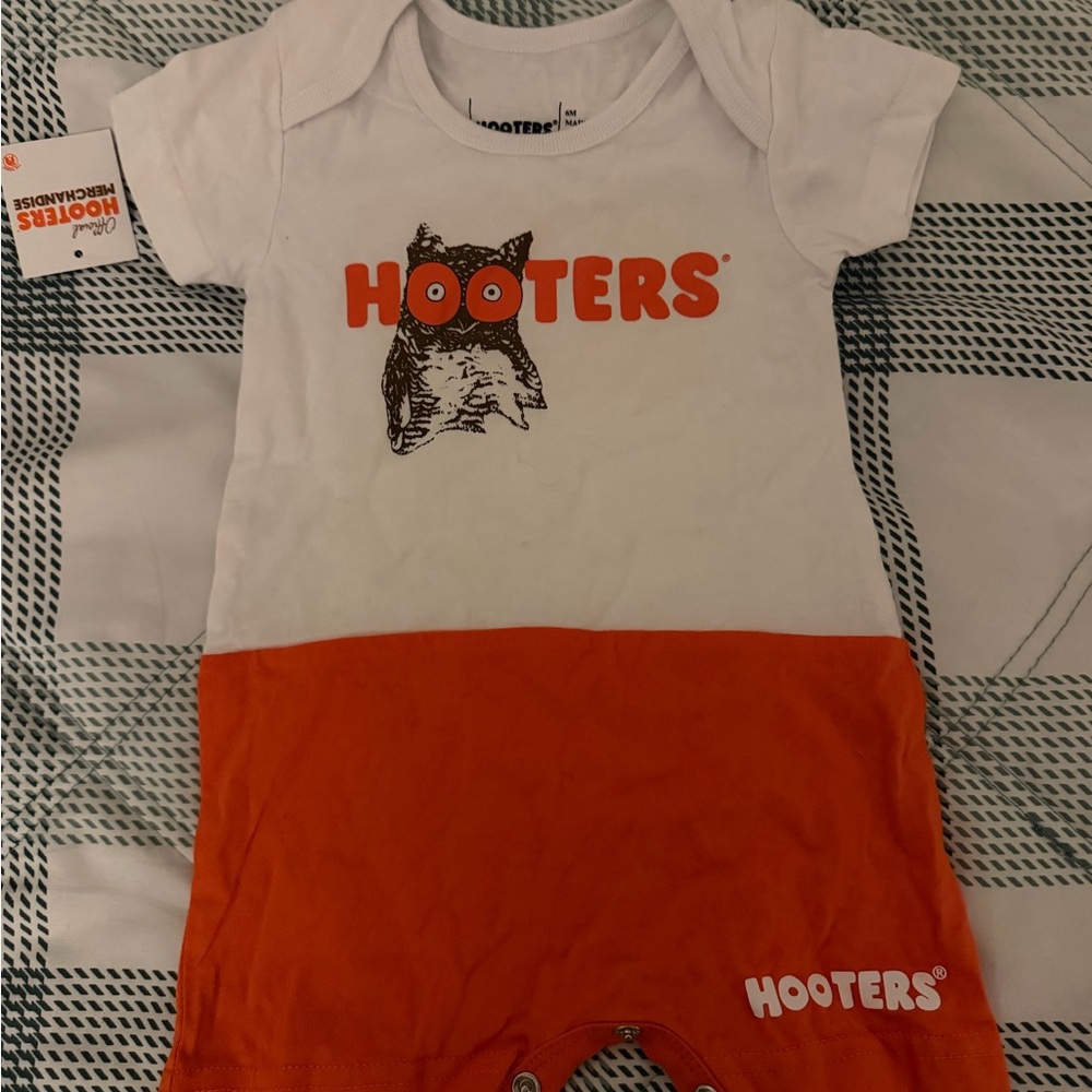 Original Hooters Infant Romper 6 month